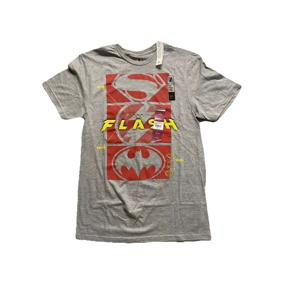 DC Comics & Warner Bros Other - NWT The Flash DC Comics T Shirt Adult S